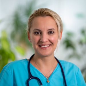 Dr. Oana Sinișteanu - Medic primar - Medicină de familie - CardioRec