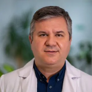 Medic Primar Radiologie și Imagistică Medicală, cu supraspecializare în Neuroradiologie Intervențională, Doctor în Medicină - CardioRec